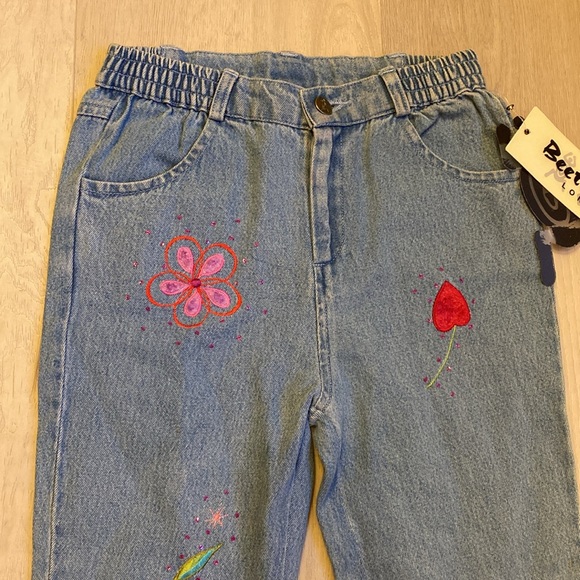 NWT! Beetlejuice London Soft Light Denim Embellished Flare Jeans - Size 6X - Picture 2 of 6